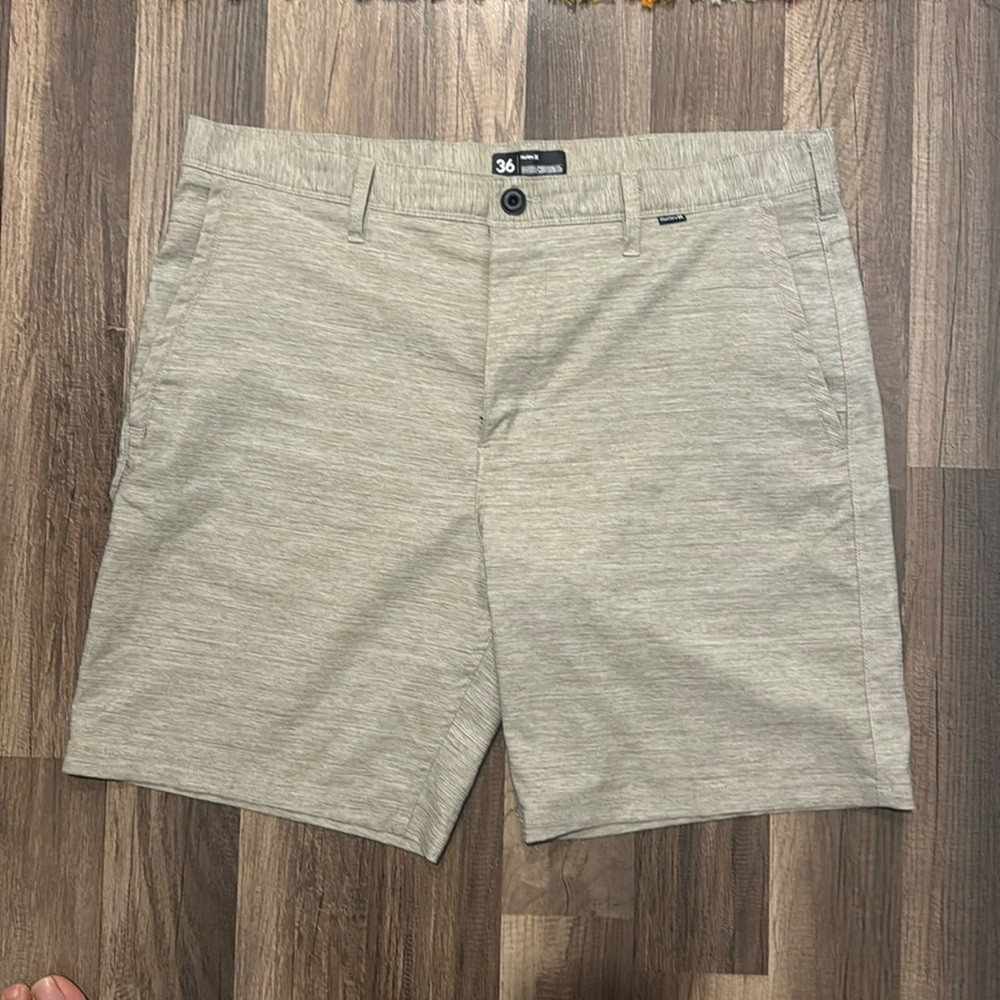 Hurley lightweight shorts size 36